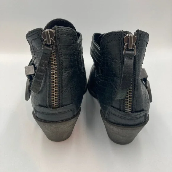 Ariat Dulce Black Leather Western Ankle Boots Buckle Detail Size 6.5‎ - Picture 8 of 15